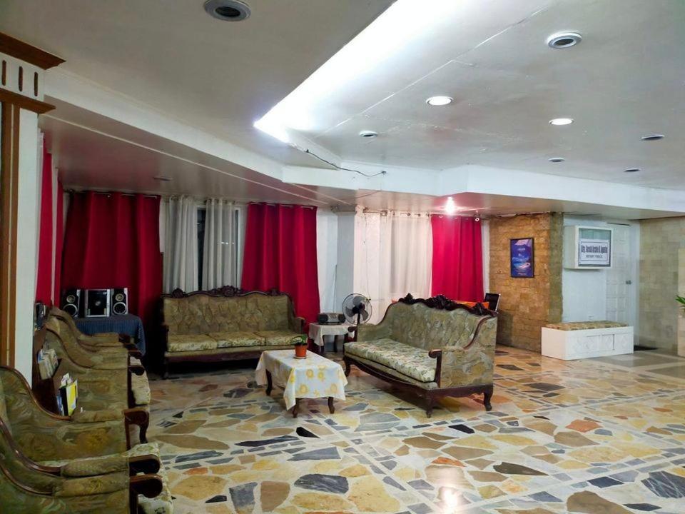 2 Hotel Saleh Ángeles Exterior foto